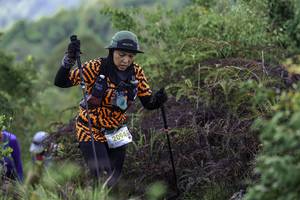 BIB: 2094
                            <button type="button" onclick="openModal(24764075)" class="btn btn-primary btn-sm float-right btn-popup" data-toggle="modal" data-target=".modal-high-quality">
                        <i class="fas fa-shopping-cart"></i> Add to Cart
                    </button>
                                            <button type="button" onclick="isThisMe(24764075, true)" class="btn btn-success btn-sm float-right btn-popup btn-isme hidden" data-toggle="tooltip" data-placement="bottom" title="นี่คือรูปของคุณใช่ไหม คลิกที่นี่เพื่อเอาเข้าอัลบั้ม">
                        <i class="fas fa-plus"></i> Add to album
                    </button>
                    <button type="button" onclick="isThisMe(24764075, false)" class="btn btn-warning btn-sm float-right btn-popup btn-isnotme hidden">
                        <i class="fas fa-ban"></i> Remove from album
                    </button>